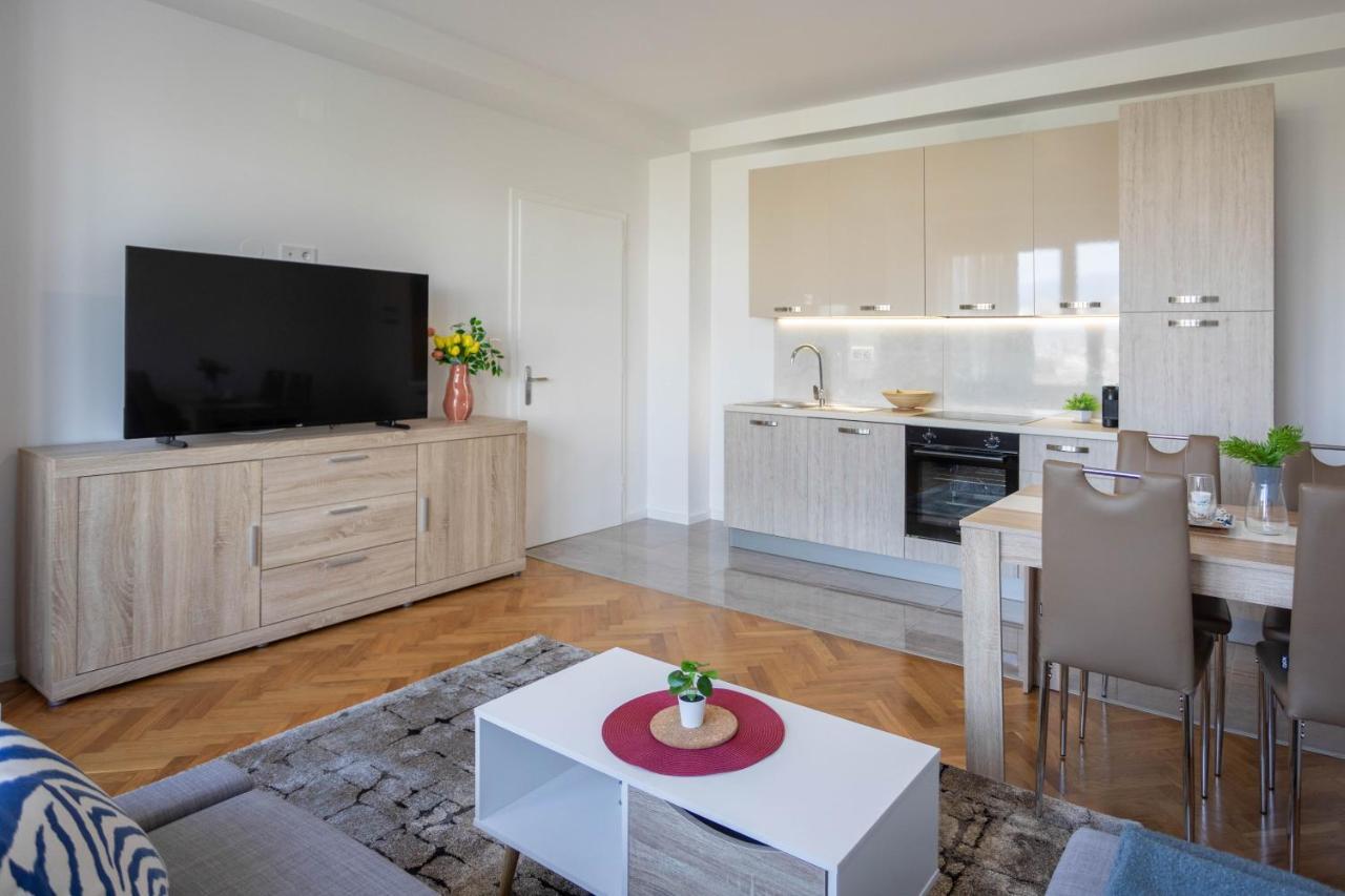 Spacious 2Bdr Apartment- Skyline View Zagreb Exterior photo